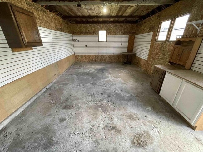 Building Photo - 5605 E Co Rd 500 S