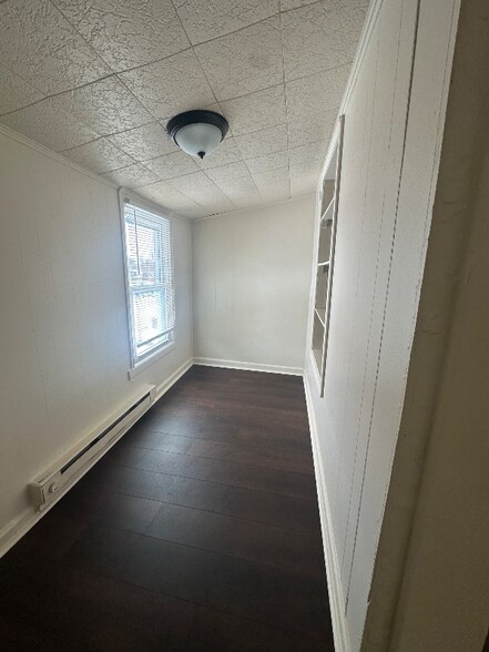 Building Photo - 3332 Frederick Ave