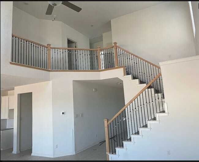 Building Photo - 206 Sun Daisy Rd