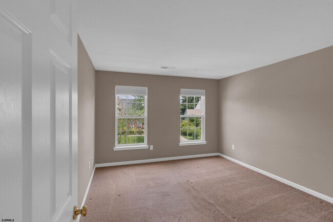 Building Photo - 120 Trotter Road