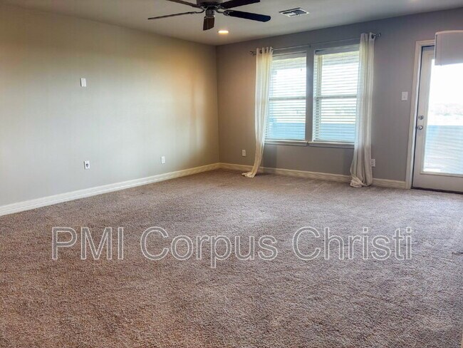 Building Photo - 3701 Nahid Ct