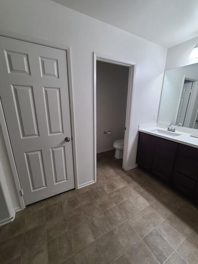 Building Photo - Beaumont 4 bedroom home ($0 monthly electric bill)