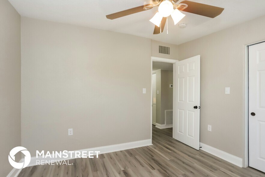 Building Photo - 311 E Baffin Dr