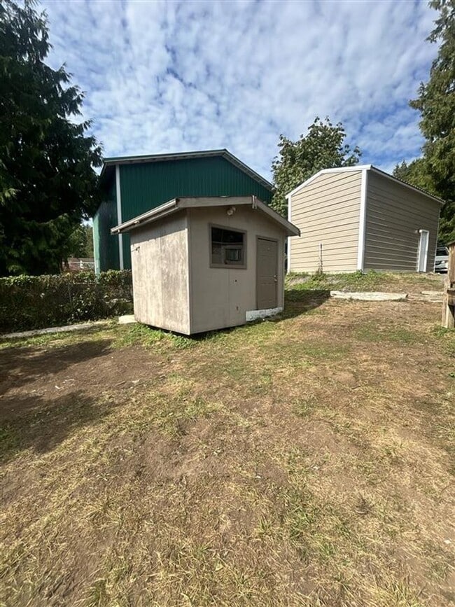 Building Photo - 3667 Waldron Dr