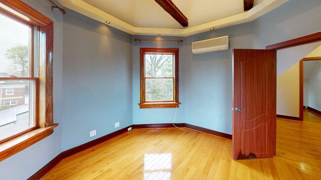 Building Photo - 161 Park Hill Ave