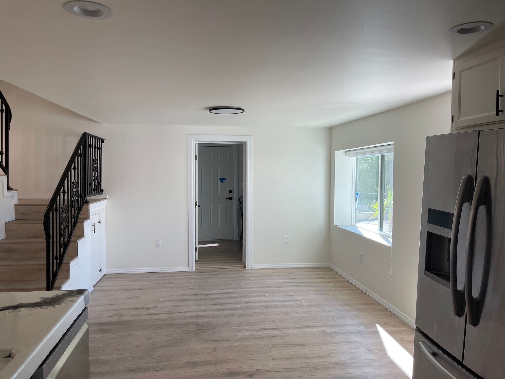 Building Photo - 9859 Foothill Blvd