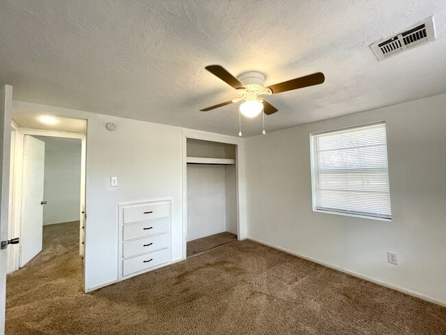 Building Photo - 289 Red Cedar Rd