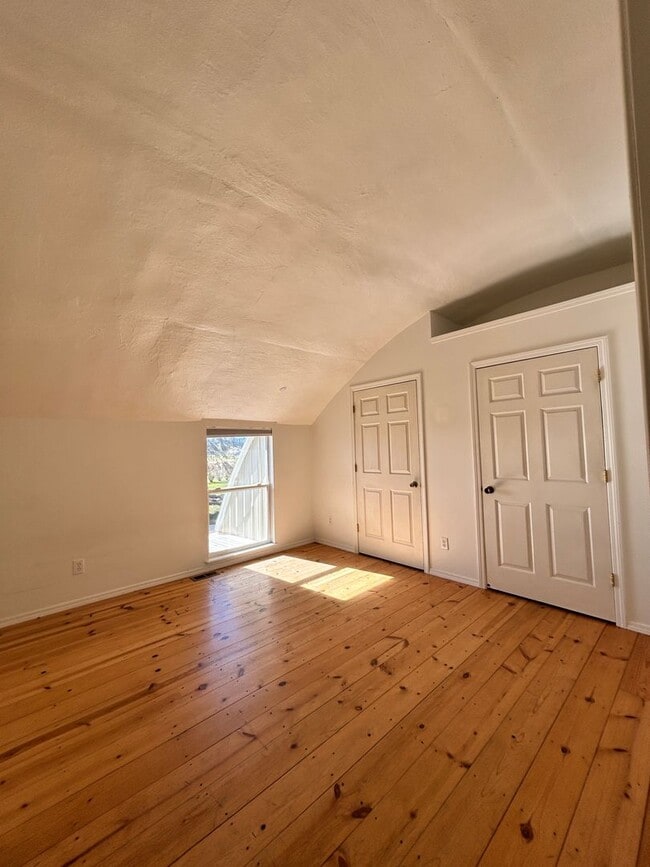 Building Photo - 576 3 Skalkaho Hwy