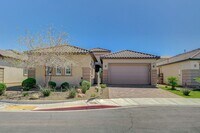 Building Photo - Luxury Single Story 3 Bedroom!