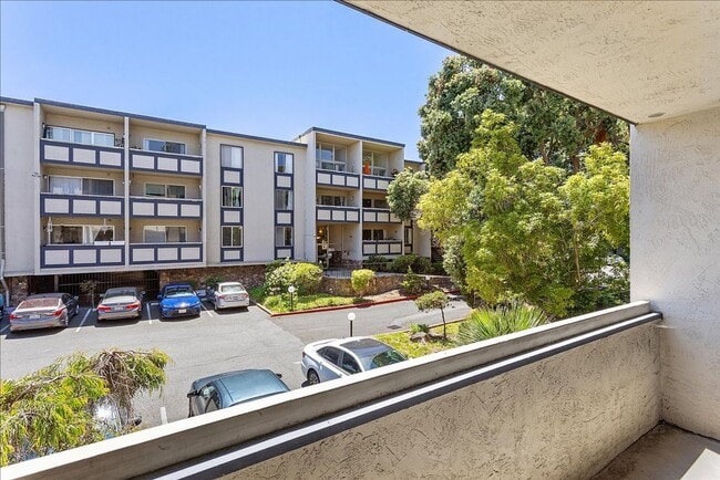 Building Photo - 955 Shorepoint Ct
