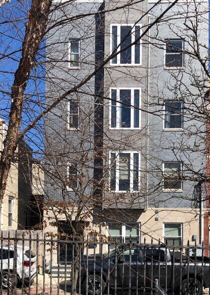 Primary Photo - 819 Cameron St