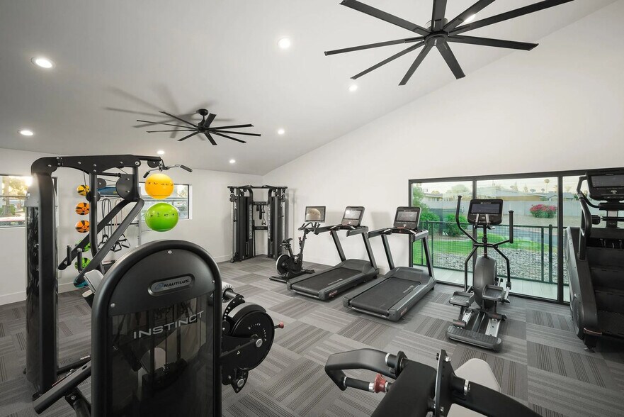 Building Photo - 8550 E McDowell Rd