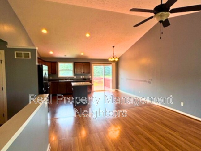 Building Photo - 3780 Timberlake Ct SE