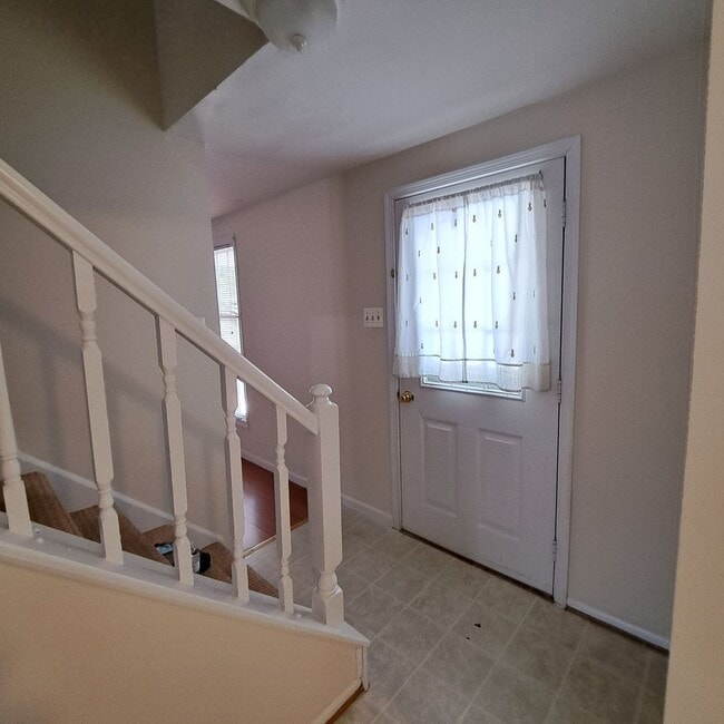 Building Photo - 3646 Lightner Ct