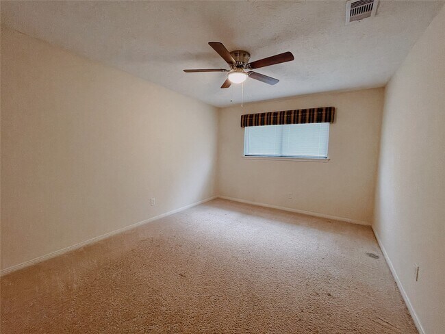 Building Photo - 3015 W Steepbank Cir