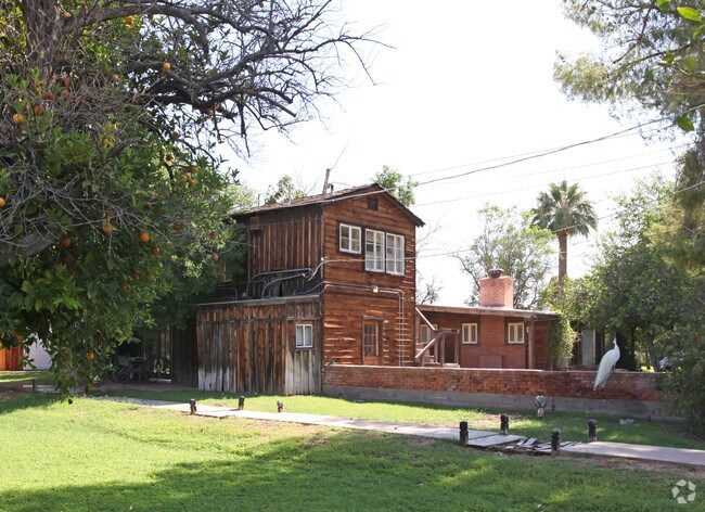 Primary Photo - 4004 E McKellips Rd
