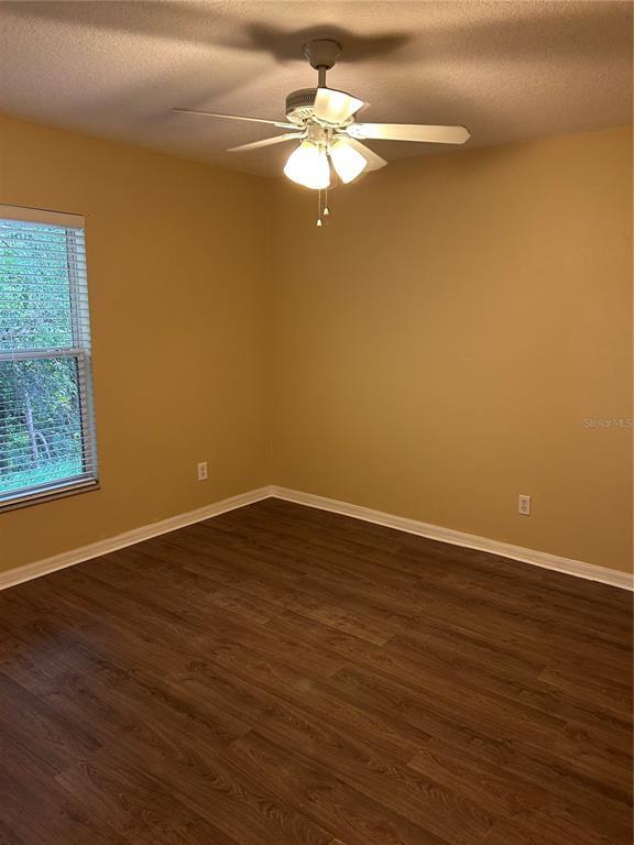 Building Photo - 626 Brooke Ct