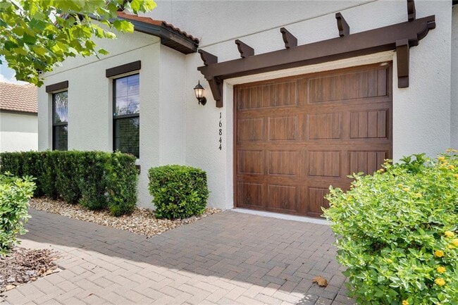 Building Photo - 16844 Whisper Elm St