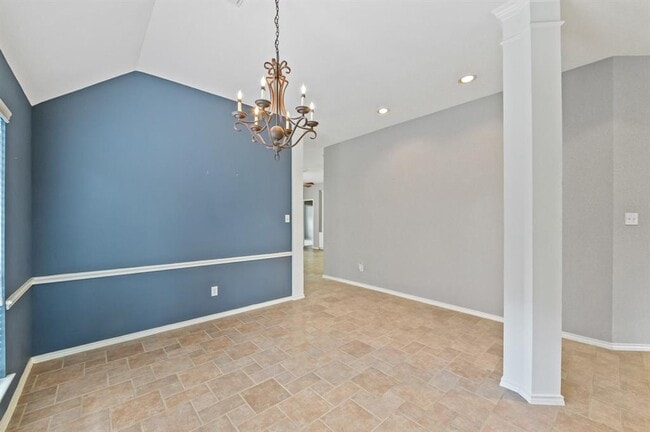 Building Photo - 3702 Glenhill Dr