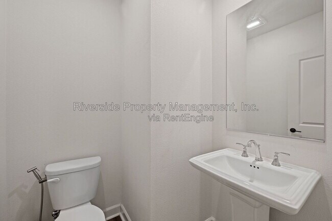 Building Photo - 3530 E Delight Paseo