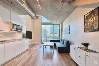 Building Photo - 690 SW 1st Ct