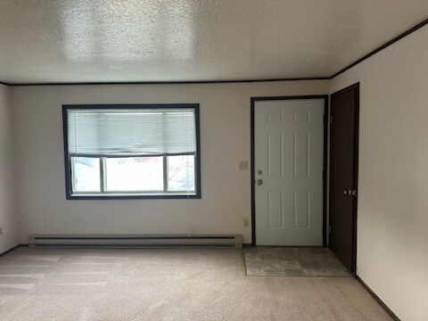 Building Photo - 711 Miller Ct