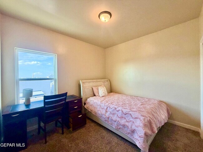 Building Photo - 13873 Sky Harbor Ave