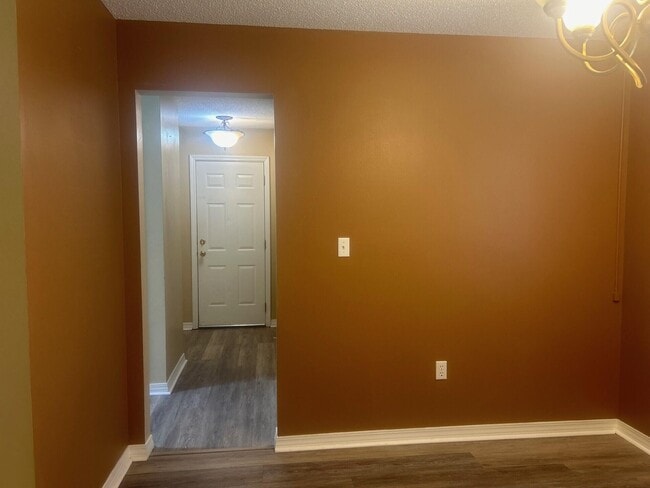 Building Photo - 1267 Jefferyscot Dr