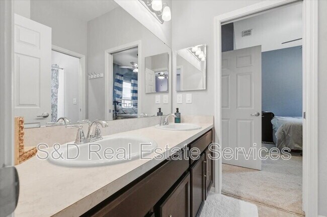 Building Photo - 3615 Peregrine Wy