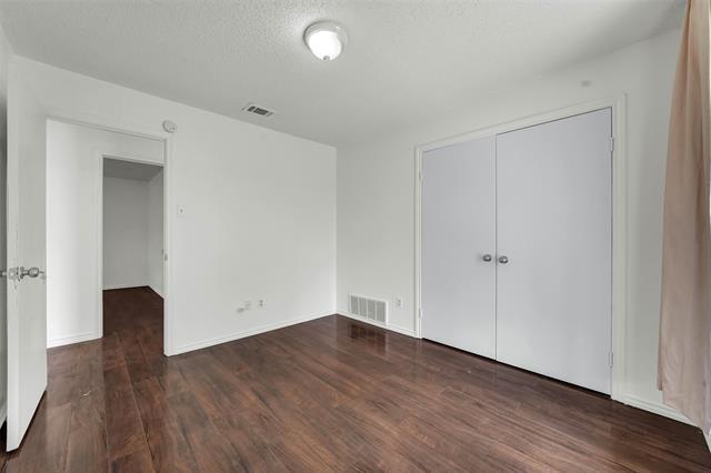 Building Photo - 1809 Trowbridge St