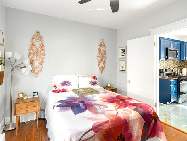 Building Photo - 1926 Wisconsin Ave