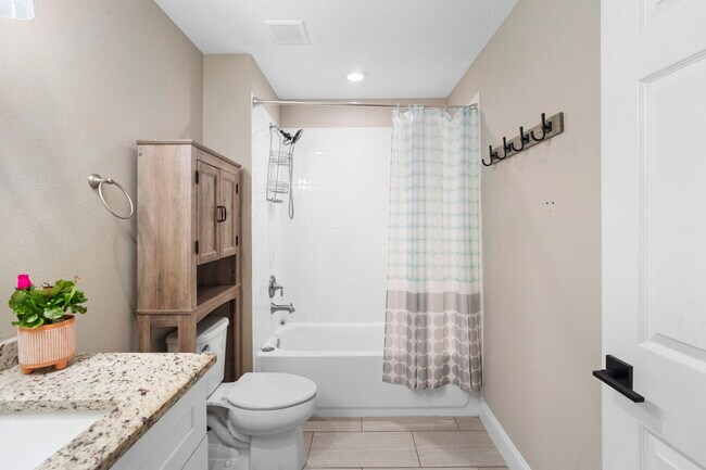 Building Photo - 2940 Beal St