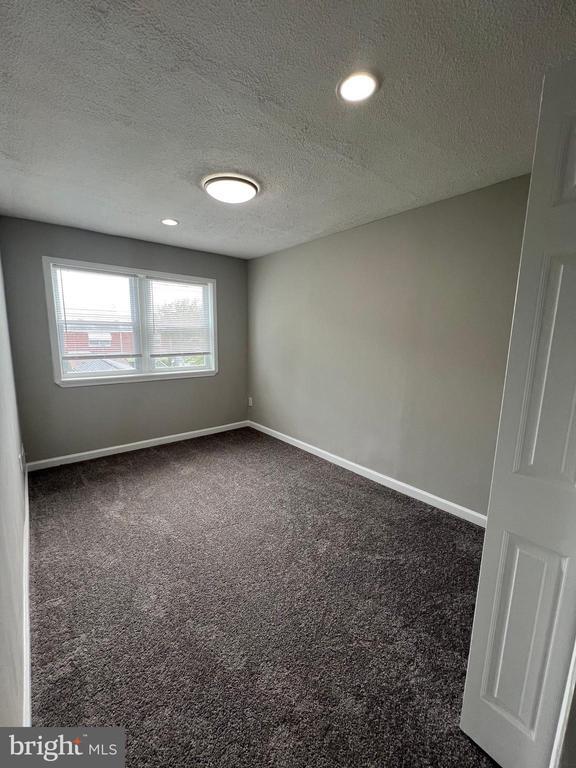 Building Photo - 7817 St Boniface Ln