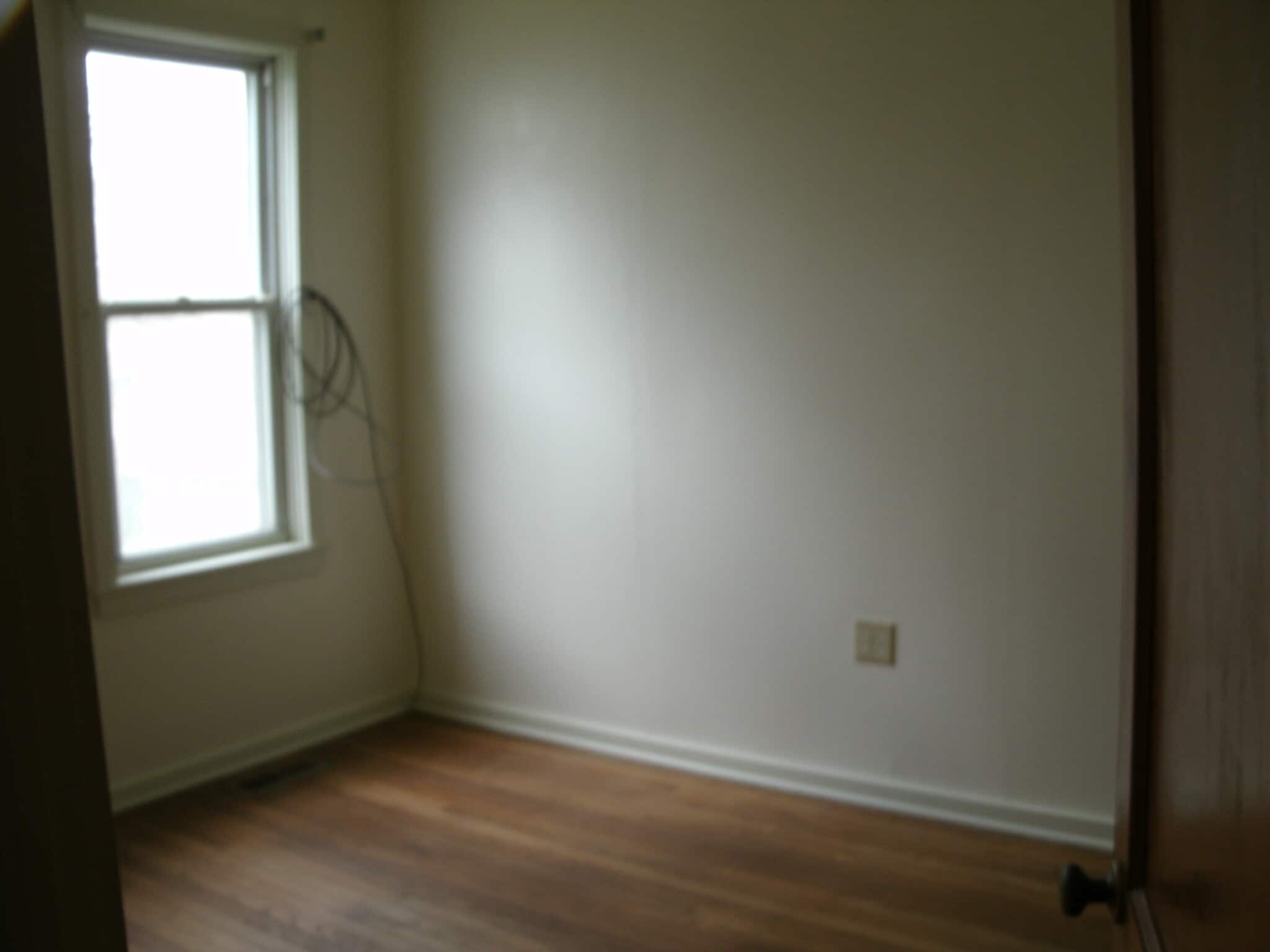 Back bedroom - 416 Wren Way