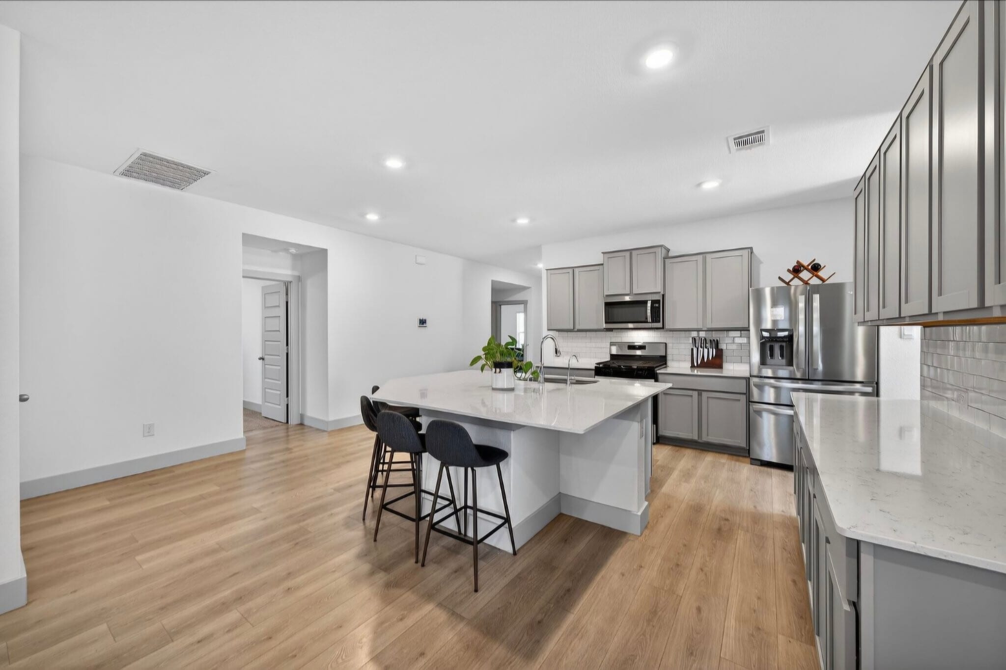 Building Photo - 14214 Lavaca Spgs