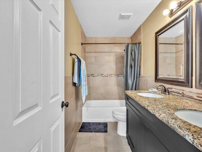Building Photo - 7145 Crescent Creek Pl
