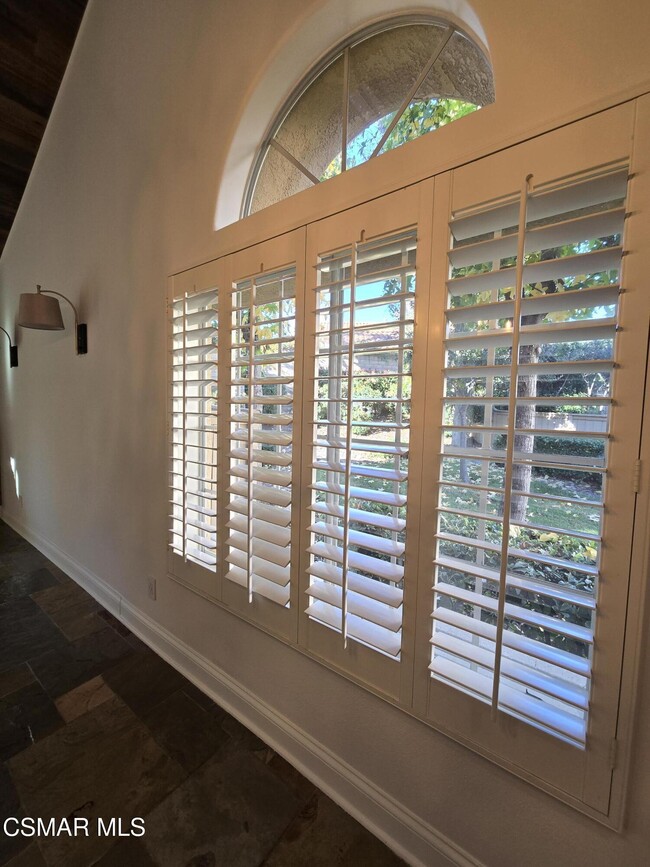 Building Photo - 491 Novara Way