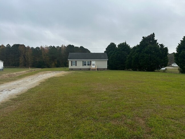 Building Photo - Charming 3BR/2BA Home In Camden