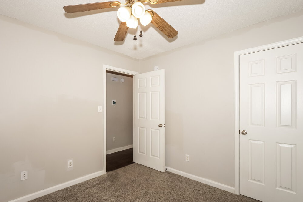 Building Photo - 9908 Tremont Dr