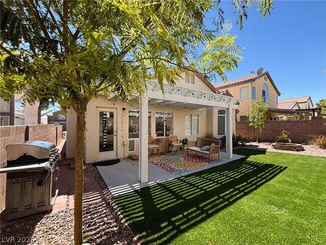 Building Photo - 7868 Fall Harvest Dr