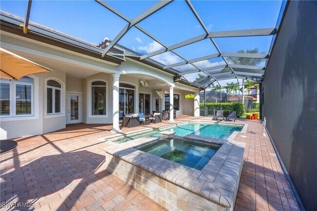 Building Photo - 8950 Shenendoah Cir