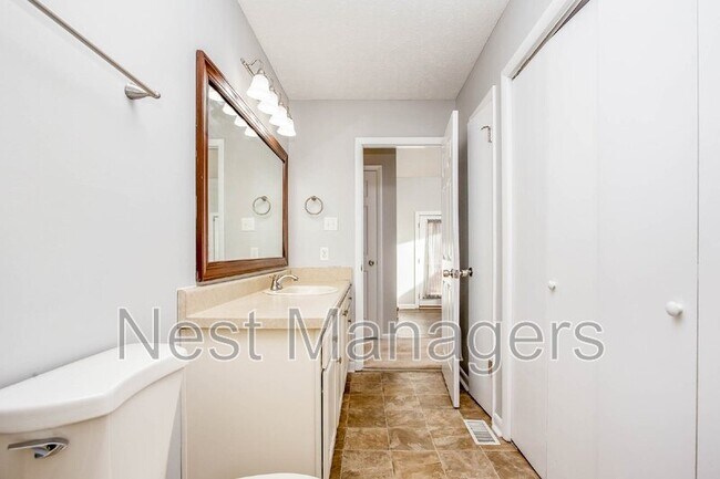 Building Photo - 485 Wilder Dr