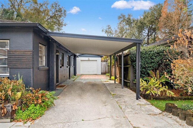 Building Photo - 314 W Alva St