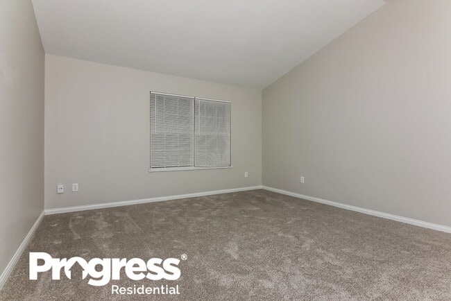 Building Photo - 1848 Ernest Dr