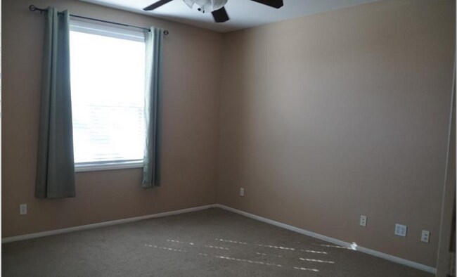 Building Photo - 7918 Sagebrush Bend St