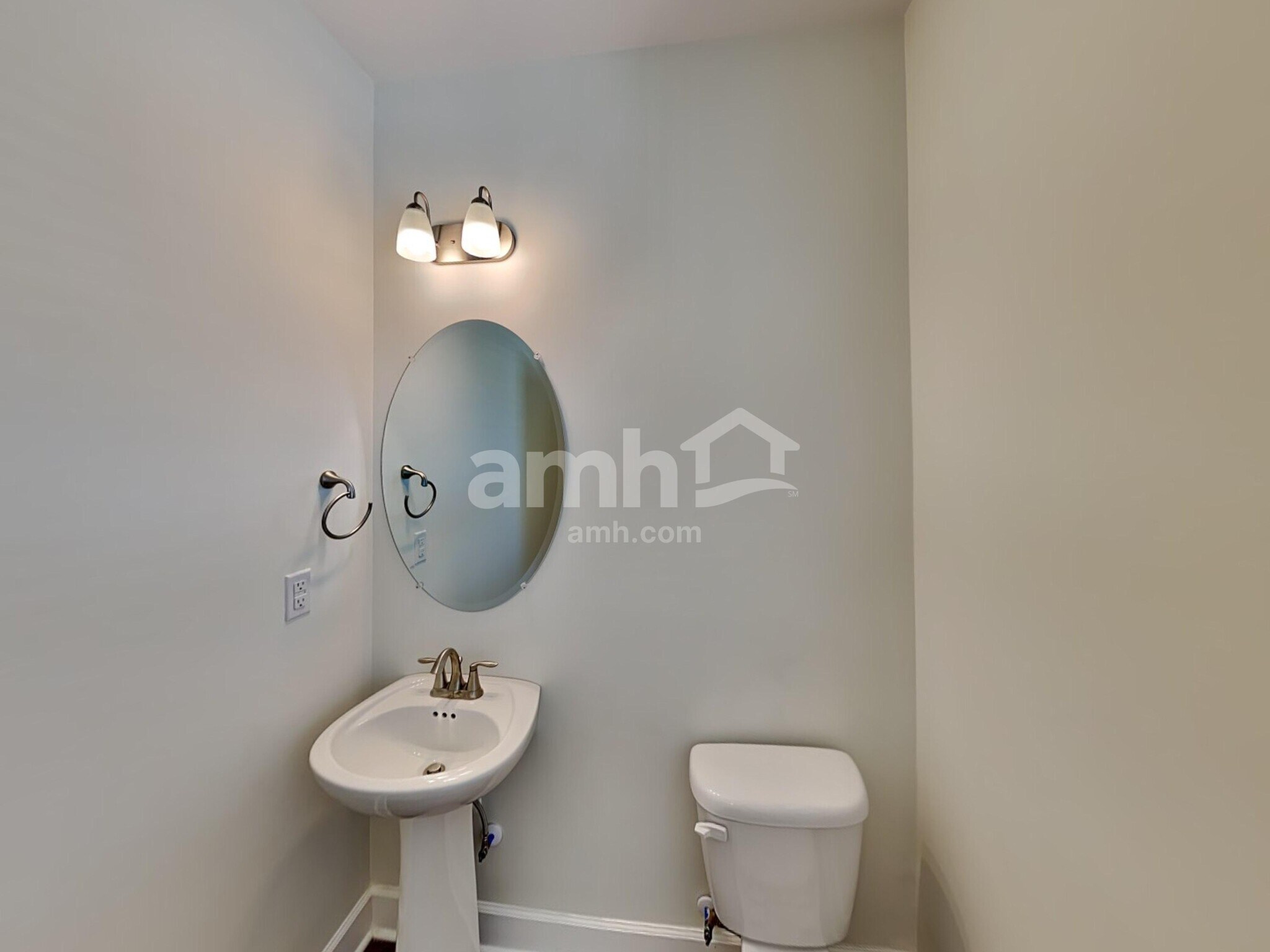 Building Photo - 404 Bluewater Dr