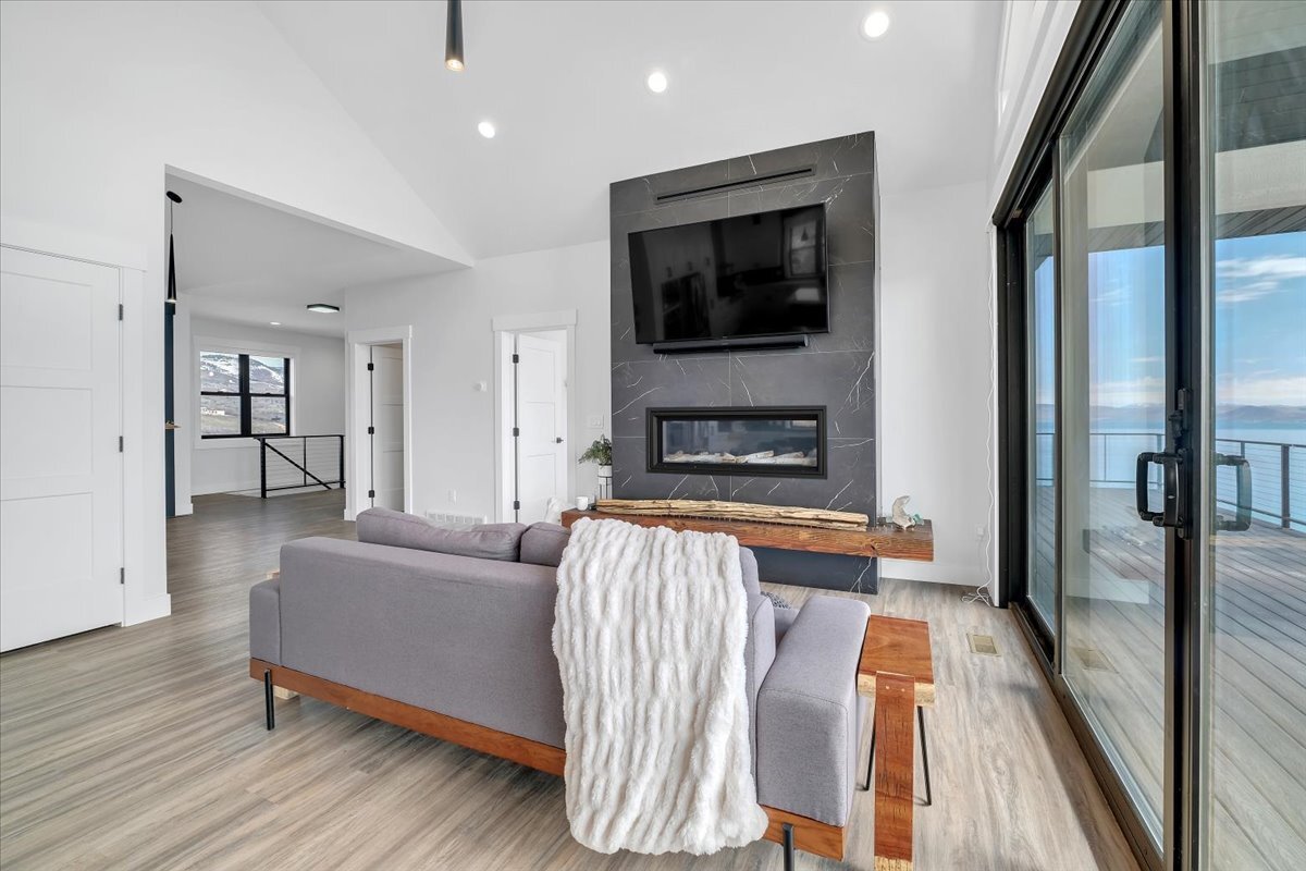 Building Photo - 1237 Sculpin Loop