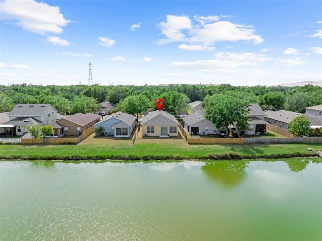 Building Photo - 8420 Deer Chase Dr