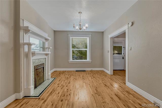 Building Photo - 468 Corona St