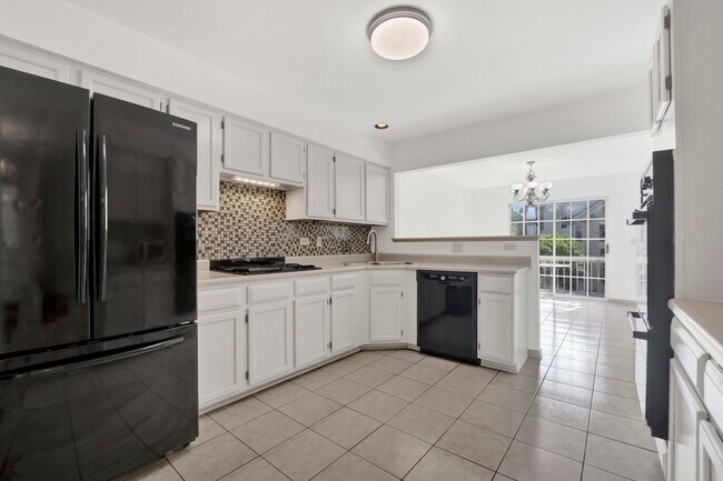 Building Photo - 2164 Seaver Ln